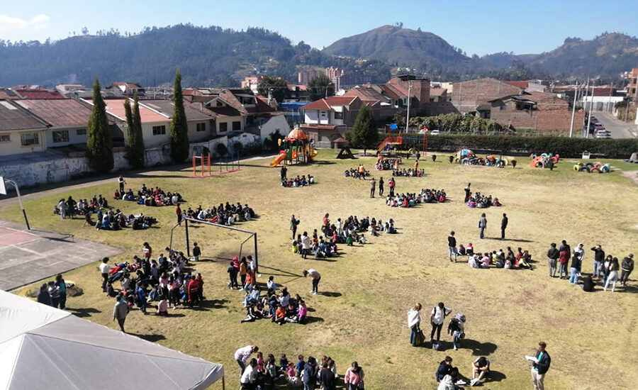 Se realizó simulacro de evacuación en la Escuela Francesa de Cuenca